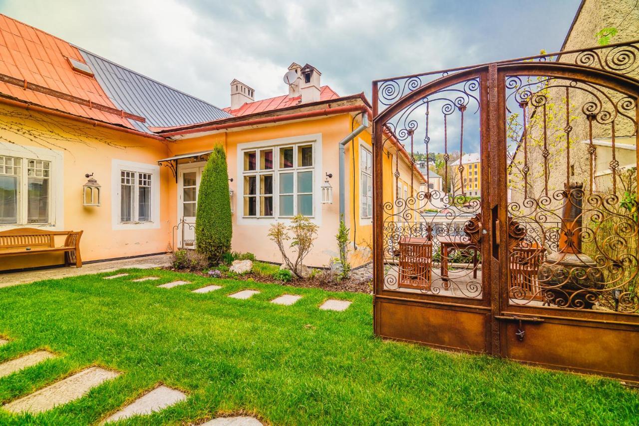 Vila Stiavnica บันสกา ชีอาว์นีซา ภายนอก รูปภาพ