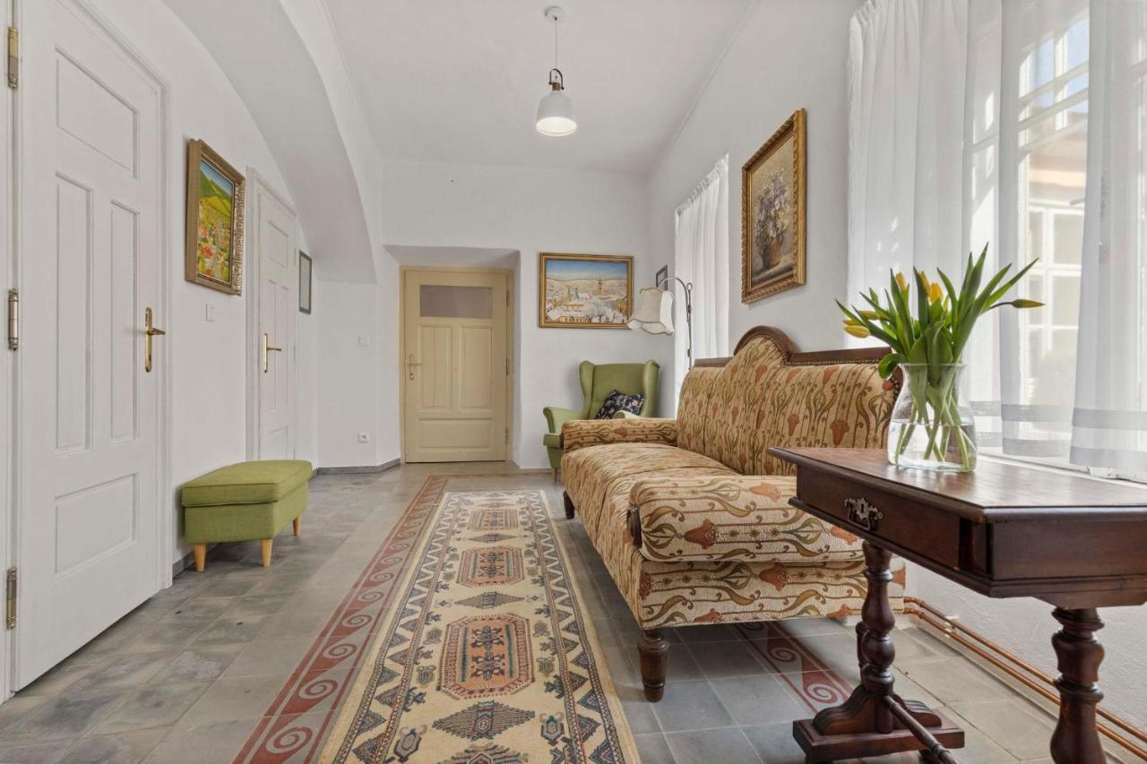 Vila Stiavnica บันสกา ชีอาว์นีซา ภายนอก รูปภาพ