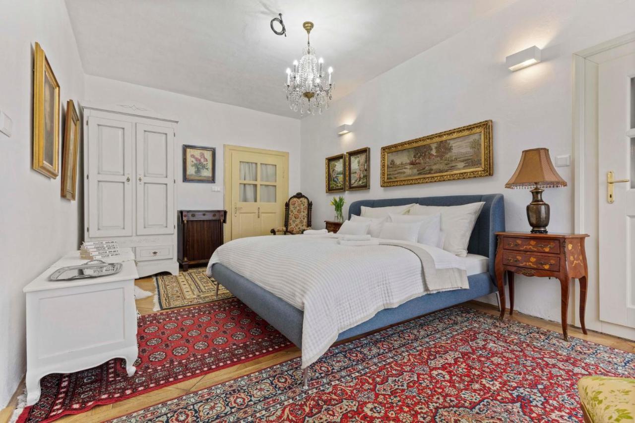 Vila Stiavnica บันสกา ชีอาว์นีซา ภายนอก รูปภาพ